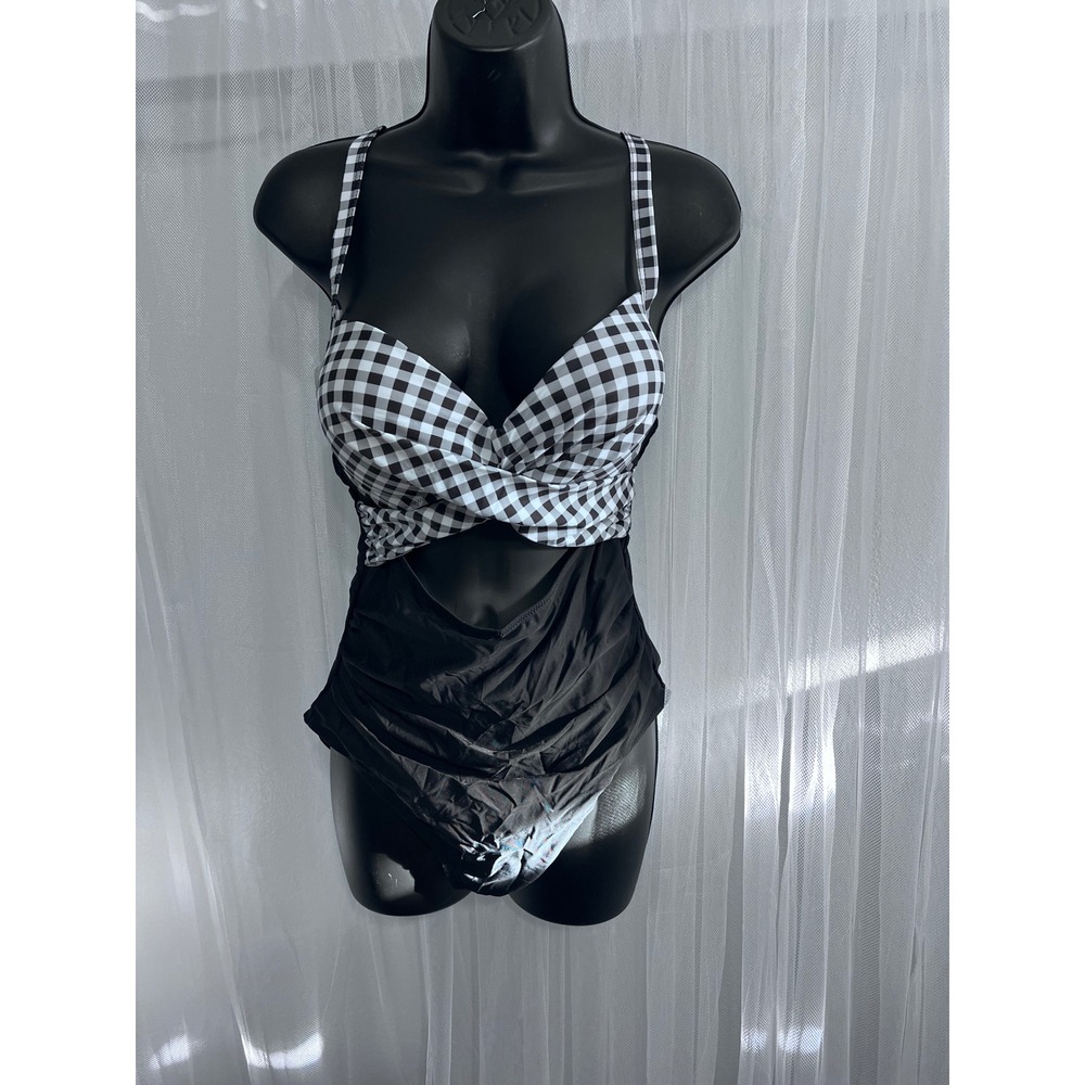 Womens Black White Gingham Twist Front Cutout One Piece Swimsuit Size Large - Picture 1 of 3
